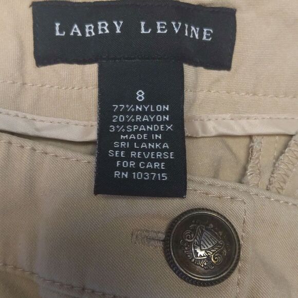 Larry Levine standard straight leg khaki pants, zip & button, stretch, sz 8 - Picture 4 of 6